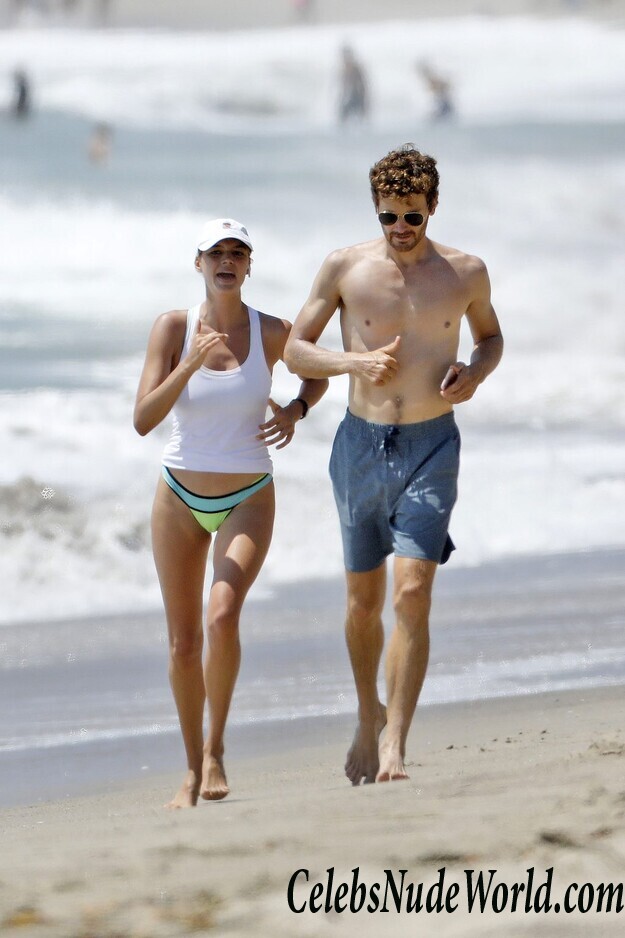 Kelly Rohrbach Bikini 111248