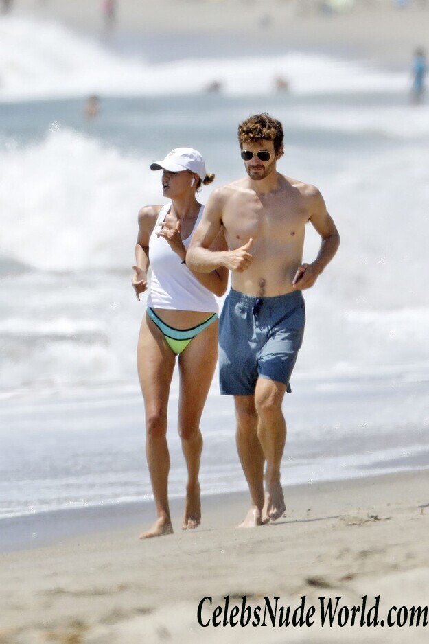 Kelly Rohrbach Bikini 111253