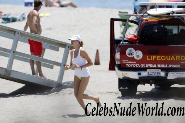 Kelly Rohrbach Bikini 111256