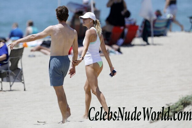 Kelly Rohrbach Bikini 111274