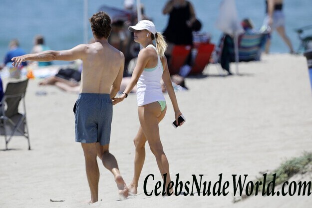 Kelly Rohrbach Bikini 111278