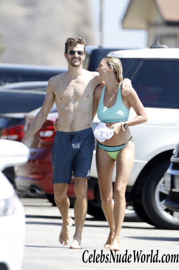 Kelly Rohrbach Bikini 111282