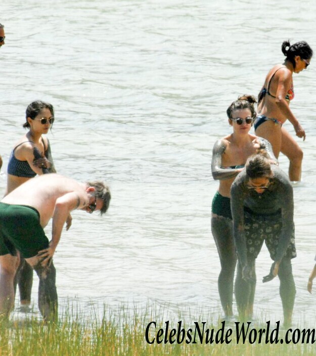 Keira Knightley Sexy 111797