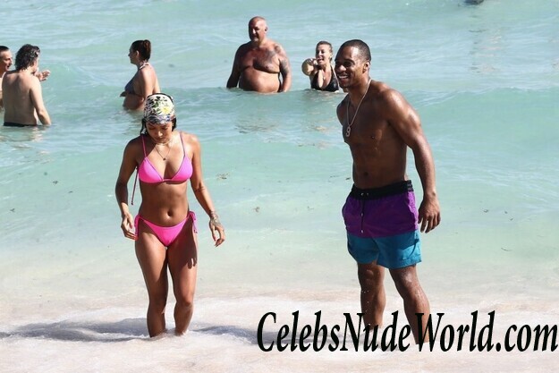 Karrueche Tran Bikini 111852