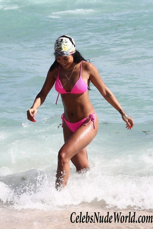 Karrueche Tran Bikini 111865
