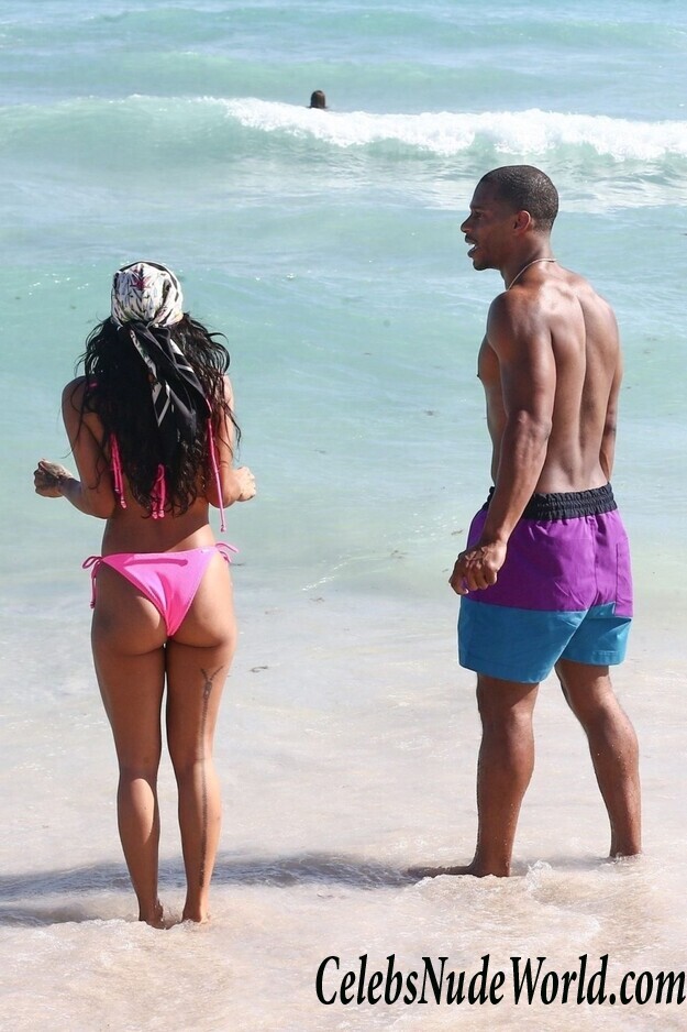 Karrueche Tran Bikini 111869