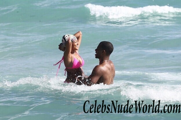 Karrueche Tran Bikini 111872