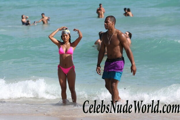 Karrueche Tran Bikini 111876