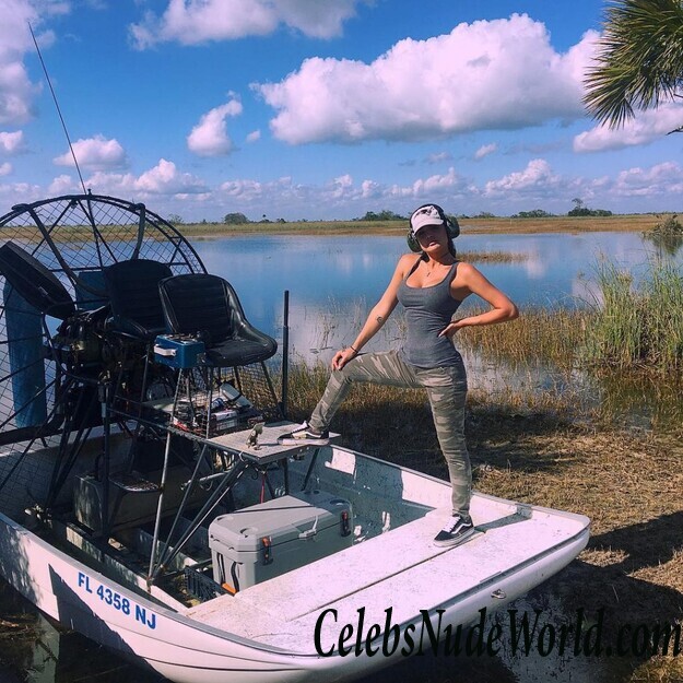 Kelsey Laverack Sexy 112322