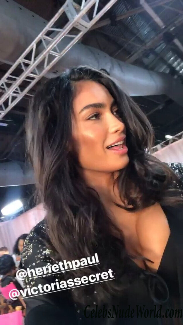 Kelly Gale Erotic 112511