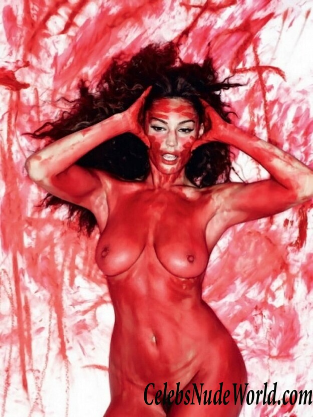 Nude pics of Kelly Brook 112843