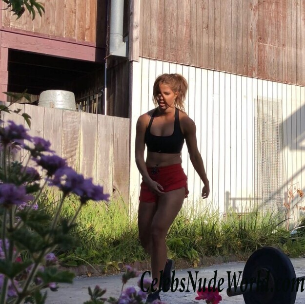 Kayli Ann Phillips Sexy 113130