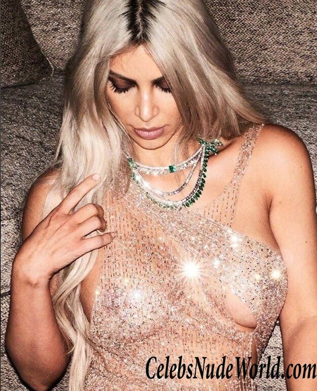 Kim Kardashian Sexy 113769