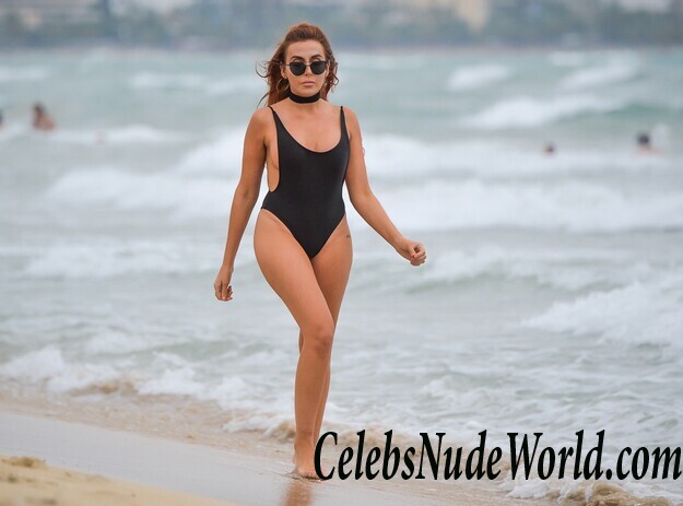 Laura Simpson Sexy 113993