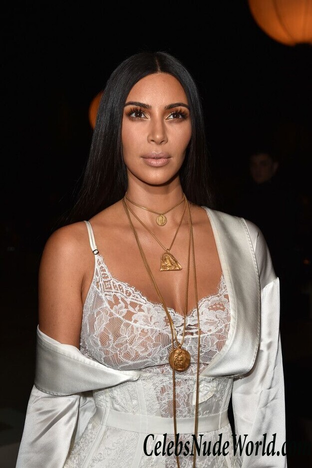 See Through Photos of Kim Kardashian 114287