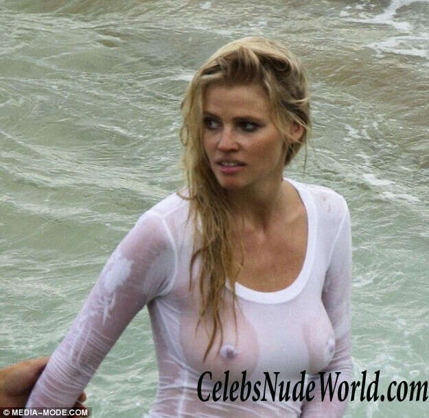 Lara Stone See Through pics 114407