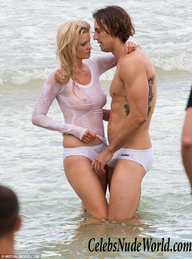 Lara Stone See Through pics 114411