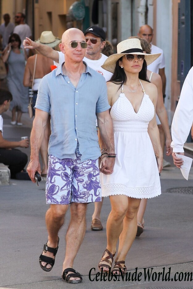 Lauren Sanchez Sexy 114484