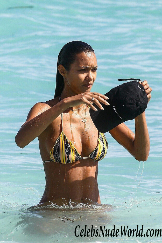 Lais Ribeiro Sexy 114749