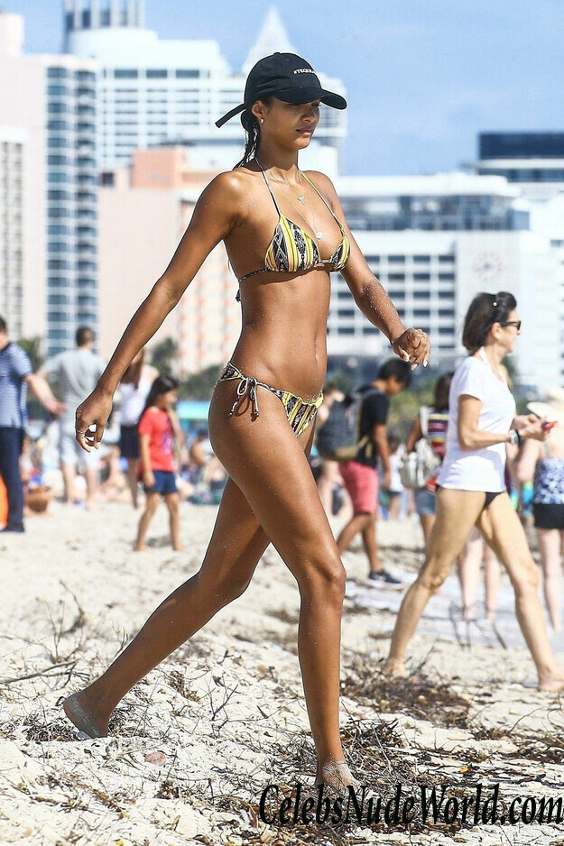 Lais Ribeiro Sexy 114851