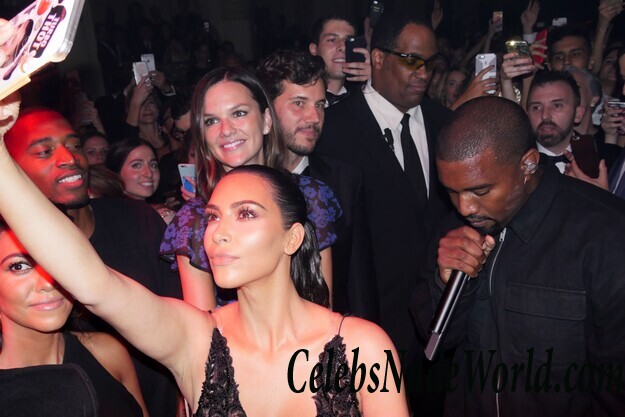 Kim Kardashian Sexy Photos 115242