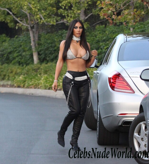 Kim KardashianSexy 115334