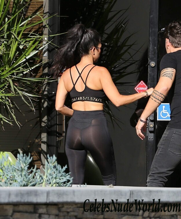 See Through Photos of Kourtney Kardashian 115909
