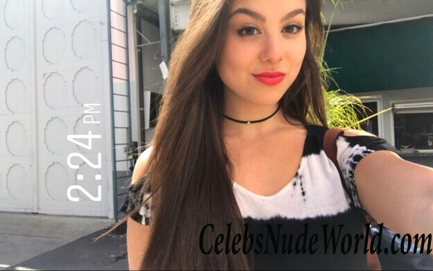 Kira Kosarin: How Do You Like Them Apples? 115959