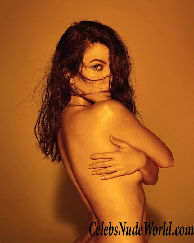 Kourtney Kardashian Erotic 116222