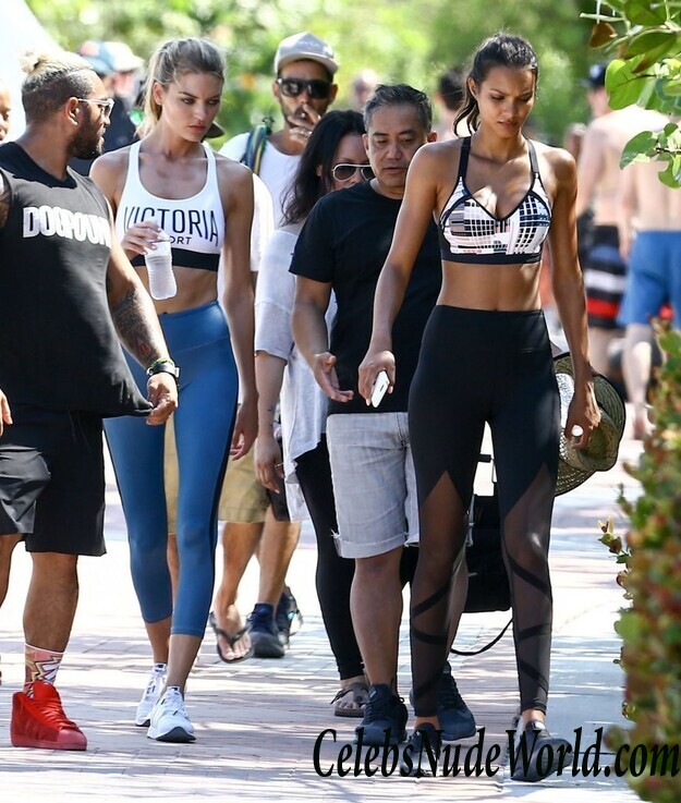 Martha Hunt and Lais Ribeiro Are Amazing Together 116378