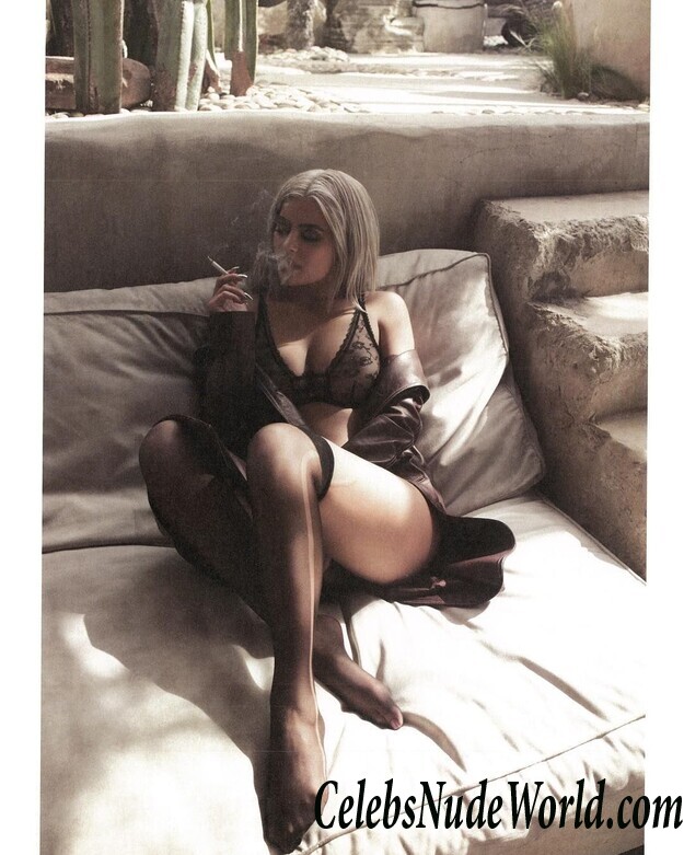 Kylie Jenner See Through Photos 116521