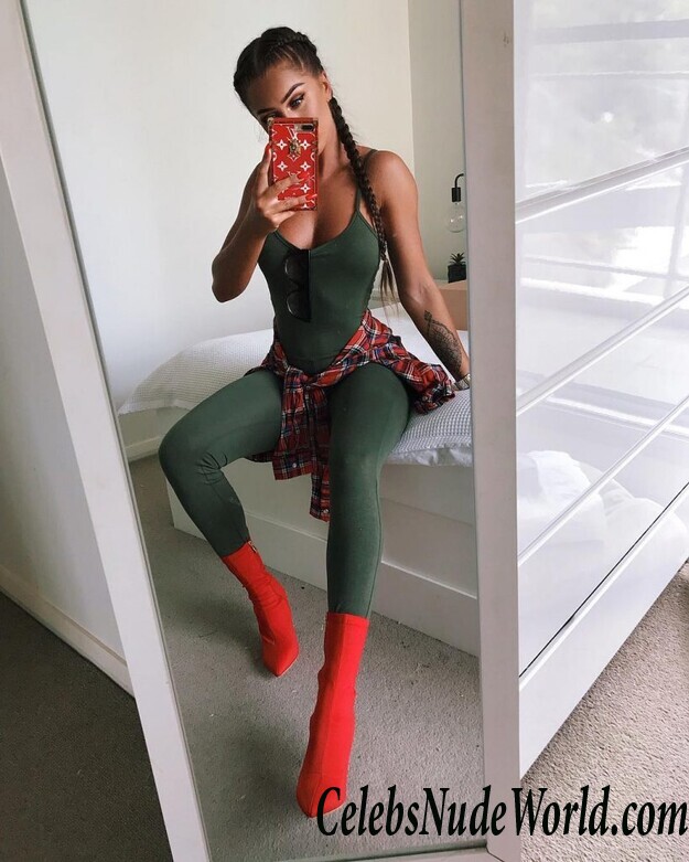 Laura Amy Sexy 116769