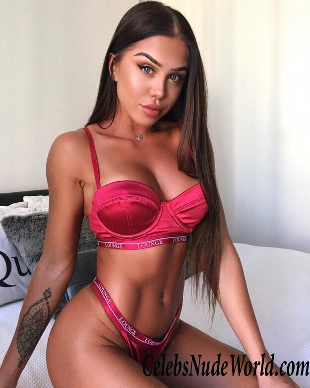 Laura Amy Sexy 116785