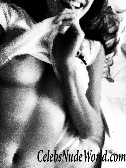 Pretty Lake Bell hacked nudes 116934