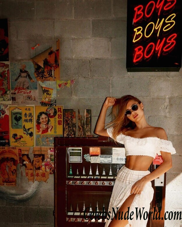 Kimberley Garner Erotic 117030