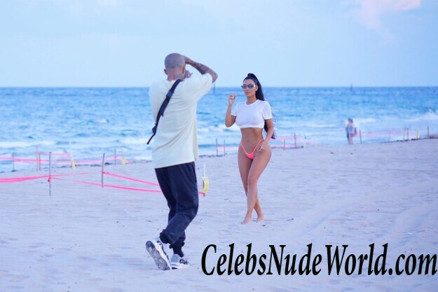 Kim Kardashian Ass 117337