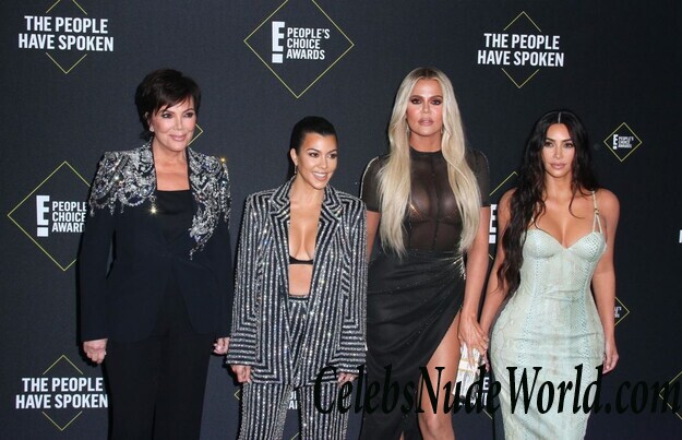 Khloé Kardashian Cleavage 117731