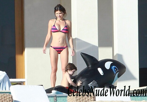 Lauren Sanchez Bikini 118363