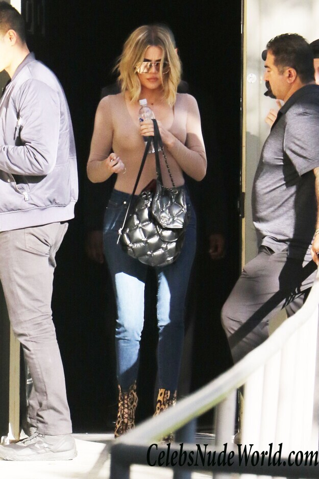 Pokies Pics of Khloé Kardashian 118765