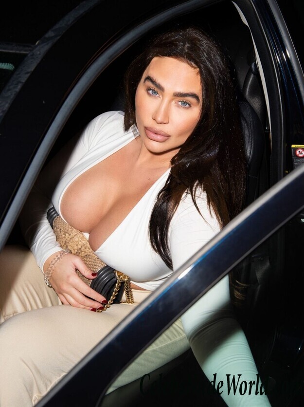 Lauren Goodger Sexy 120122