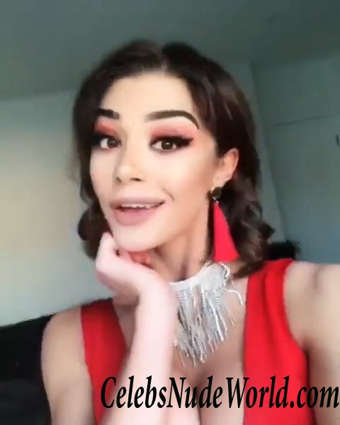 Kristen Hancher Sexy 120330