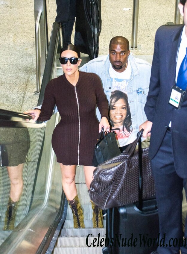 Sexy Photos of Kim Kardashian 120348