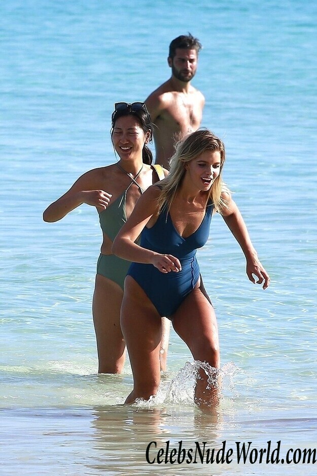 Kristina Mendonca Sexy 120641