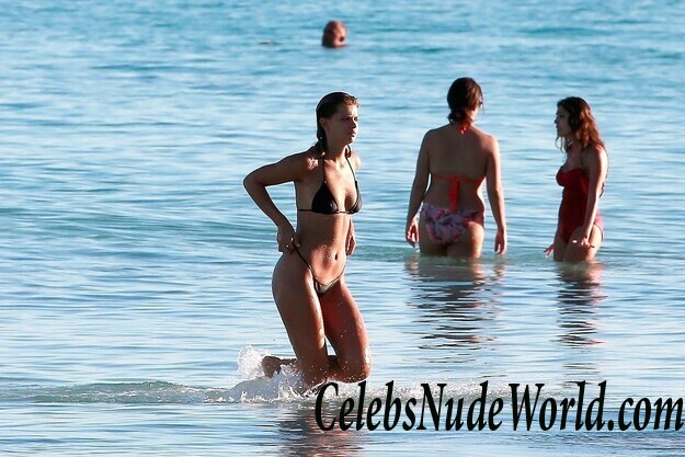 Kristina Mendonca Sexy 120649