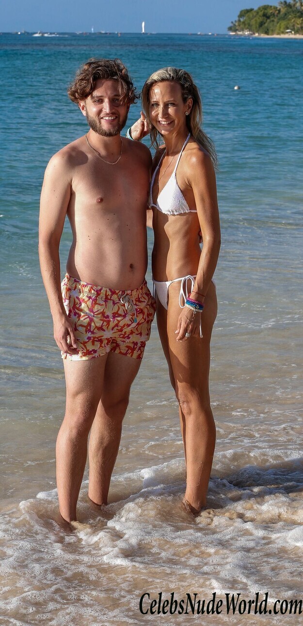 Lady Victoria Hervey Bikini 120777