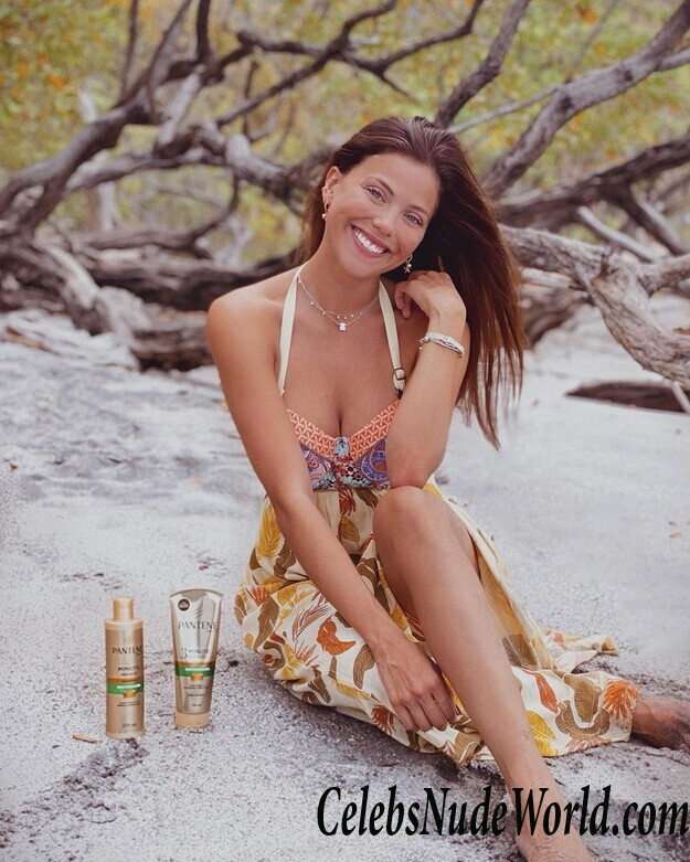 Laura Ortega Leaked 121081