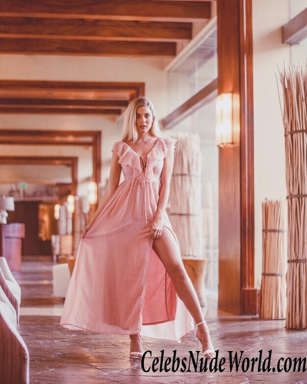 Laura Ortega Leaked 121096