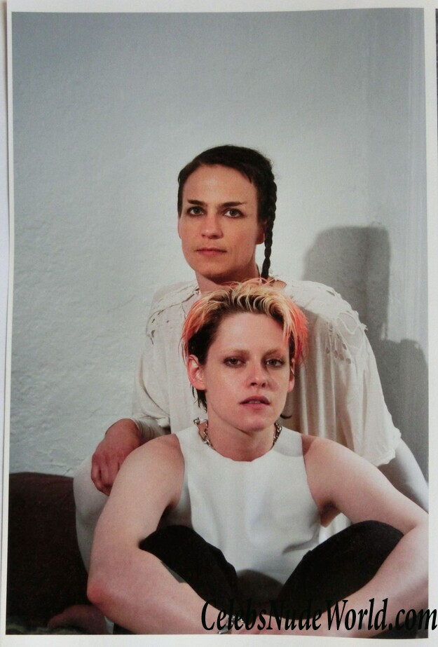Kristen Stewart Topless 121274