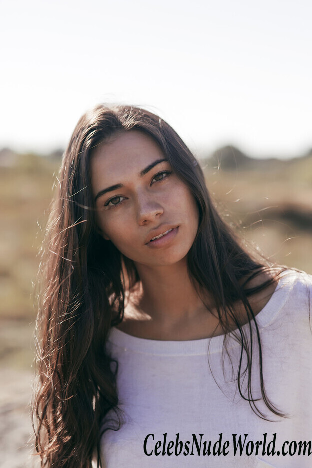 Topless photos of Kirstie Beck 121397