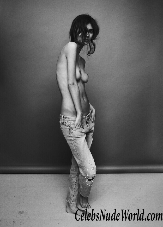 Laura Lundsgaard Hot 121746